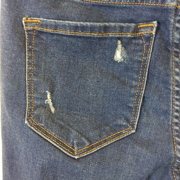 Old Navy Rockstar distressed mid-rise skinny Jeans - Picture 9 of 12